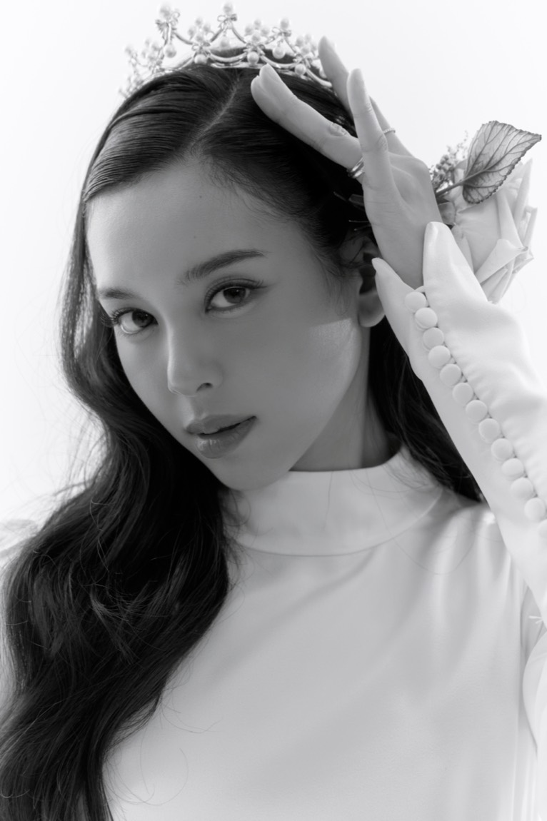 티아라 · 장갑